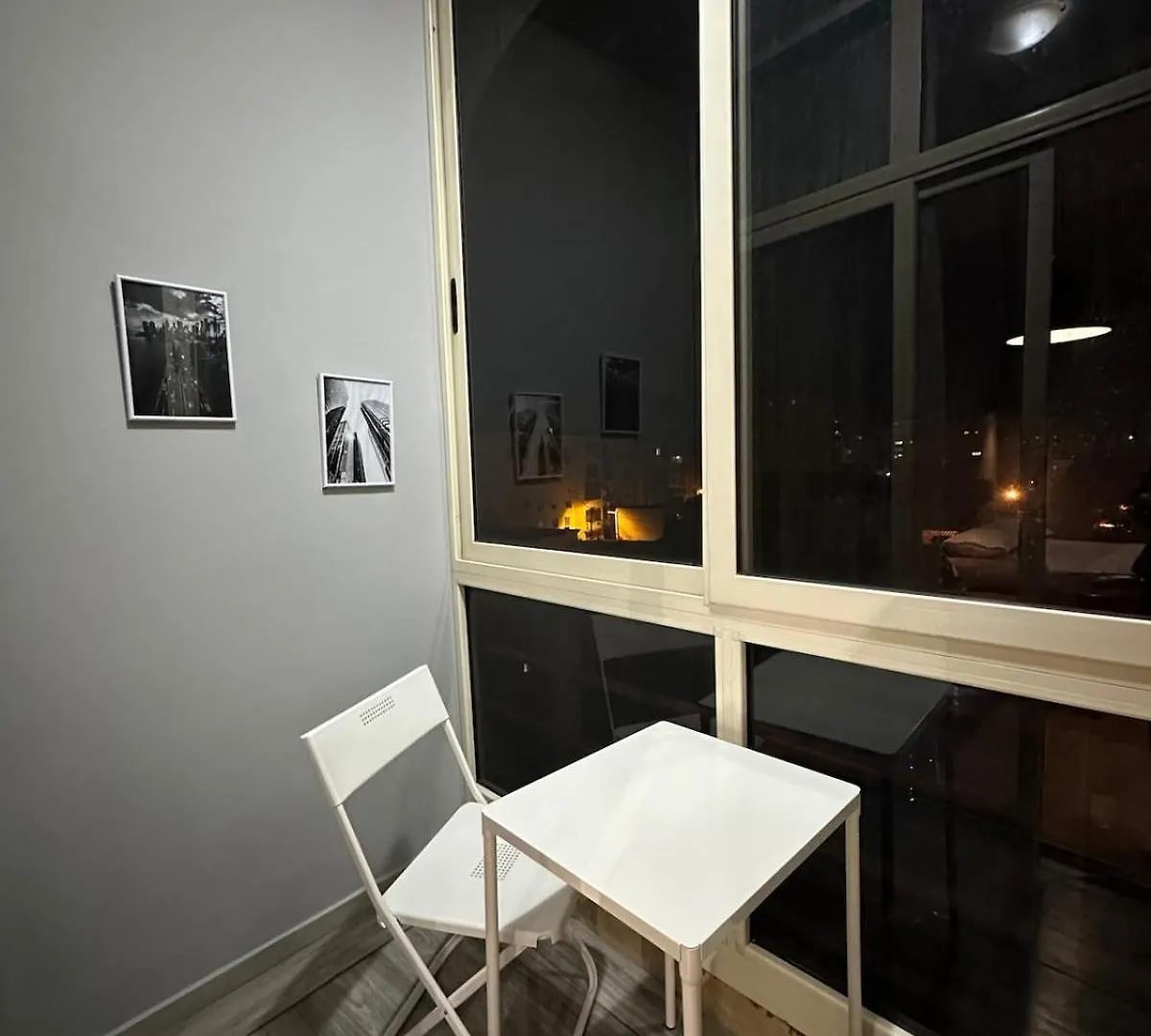 טיראנה Compact Studio Chic Design דירה